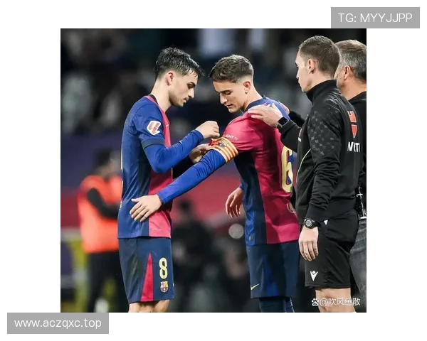 加维随巴萨抵达纽卡斯尔安营